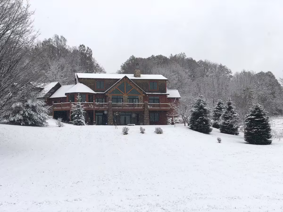 bbf0d354-0eb0-41ce-aefd-17a2e8fd1576.jpg-2